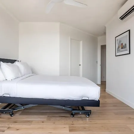 Stylish Central City Retreat With Pool Parking Brisbane Exterior photo